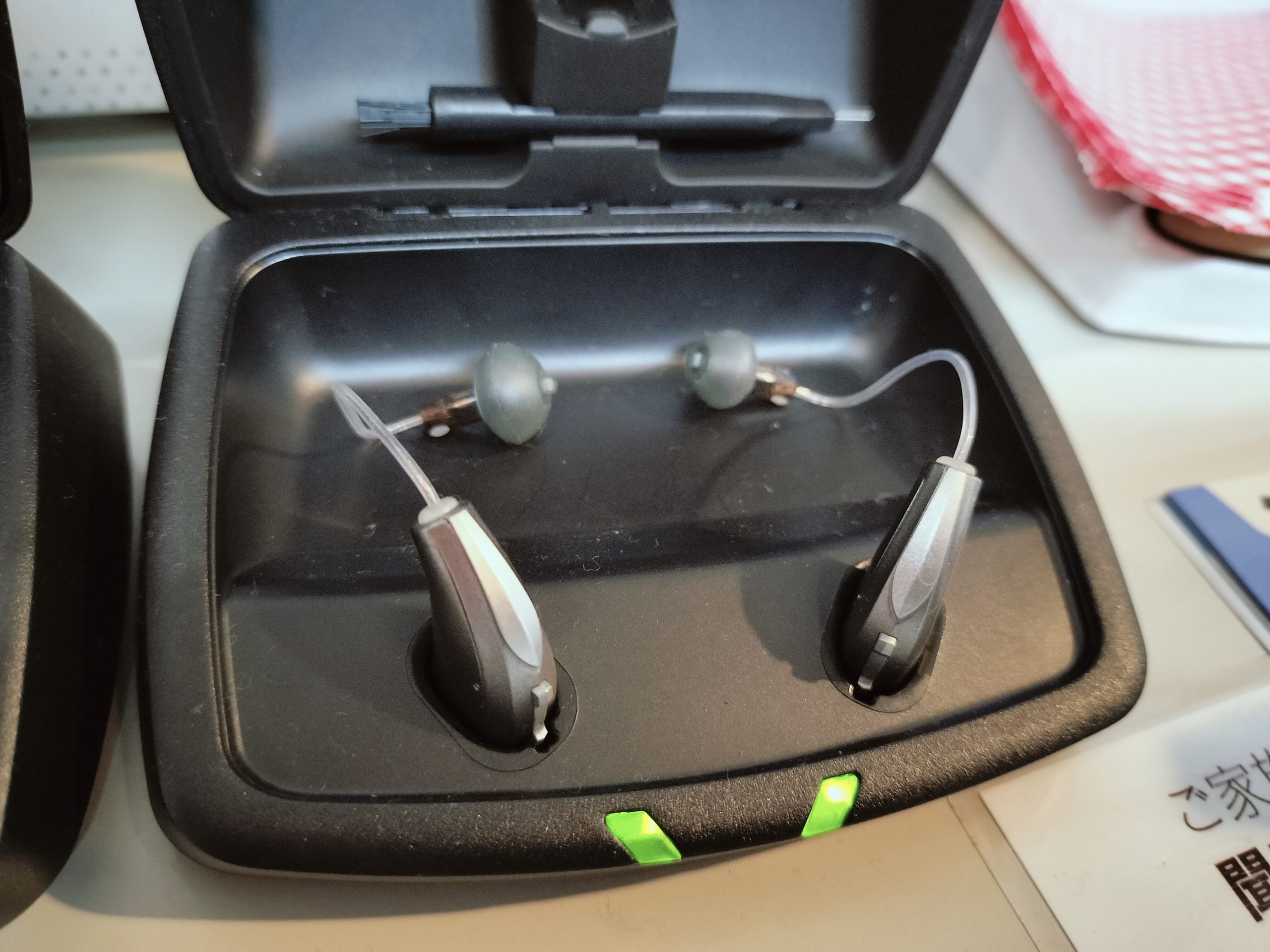 耳かけ型補聴器